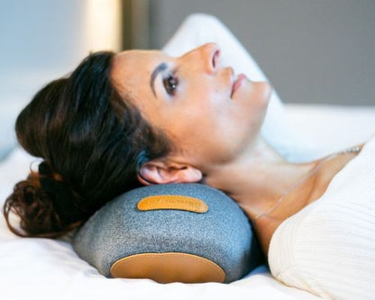 Coussin chauffant cervicales mémoire de forme